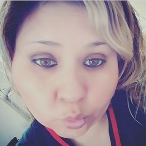 Meet your Posher, Leticia